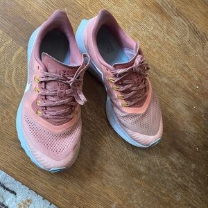 Women Nike pegasus Trail 36 pink size 6